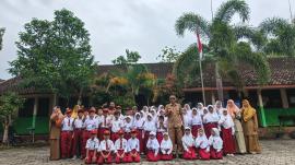 Terimakasih atas Dedikasinya, 17Th Mengabdi Pak Jarno Mengundurkan Diri Usai dangkat P3K Paruh Waktu